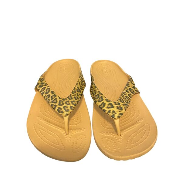 Crocs Kadee II Leopard Cheetah Print Flip Flops Women's Sz 7 Sandals Beach Vacay - Picture 3 of 10